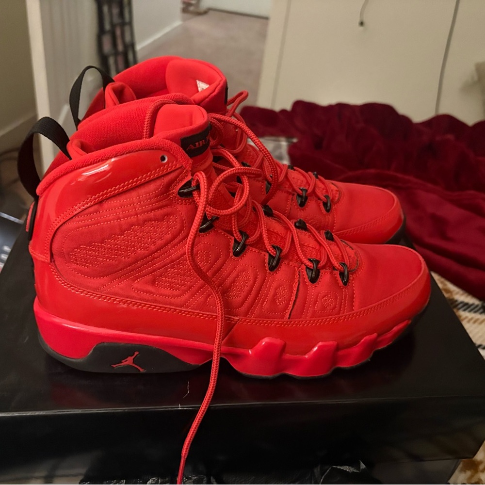 Jordan Men’s Bright Red Sneakers